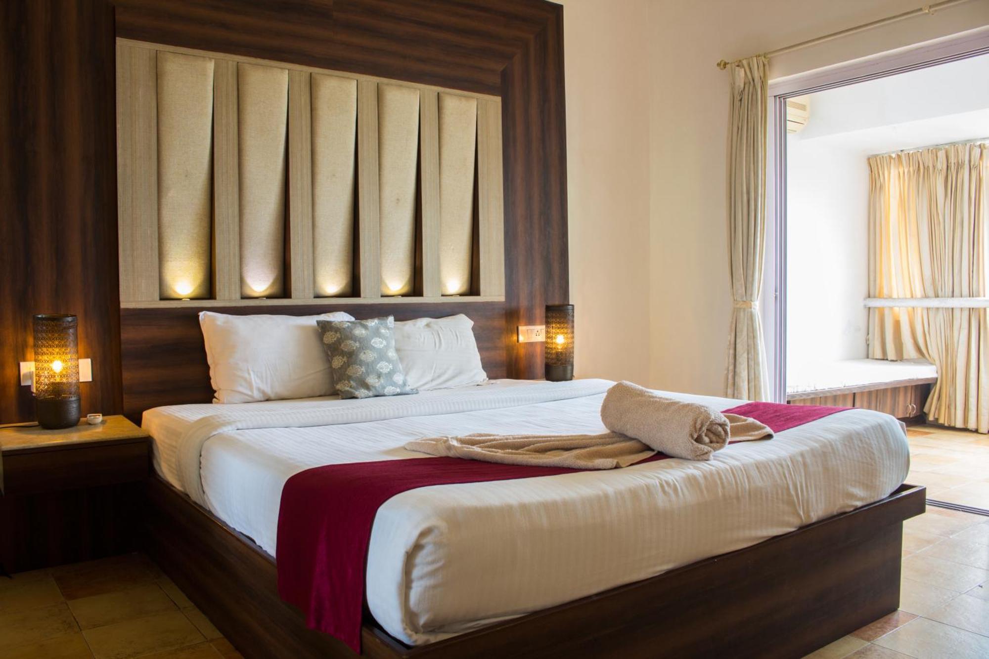 Shikara Beach Resort Кавелосим Екстериор снимка